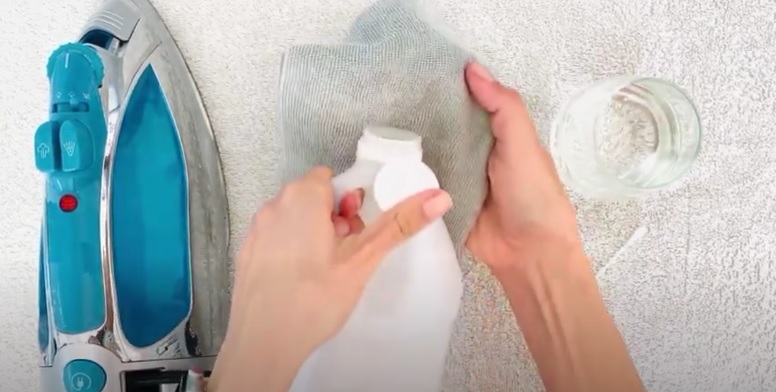 How to Clean Your Iron With Vinegar